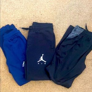 2/$25🔥🔥 Three pairs of pants
